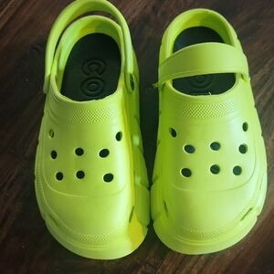 Kids Neon Green Water Shoes
